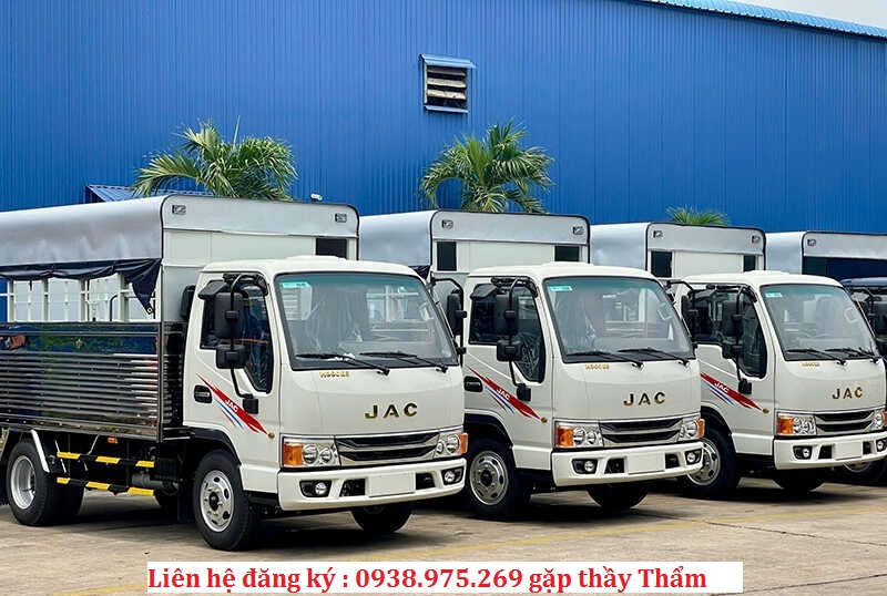 Học Lái Xe Hạng C1 Theo Quy Định Mới Từ Ngày 1/1/2025: Học Viên Cần Nắm Rõ . Học Lái Xe Hạng C1 Theo Quy Định Mới Từ Ngày 1/1/2025: Học Viên Cần Nắm Rõ .